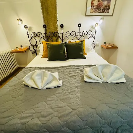 Falabella Aparment Apartment *